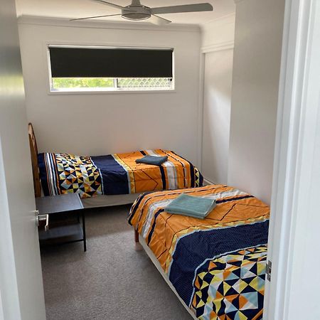 2Bd Family Or Couple Guesthouse Upstairs Near Turf Club, Hota In Bundall Gold Coast Exterior foto